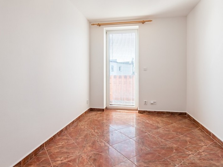 Половина дома на две семьи, 173 м2, сад, сауна, Прага 6 – Суходол фото 2